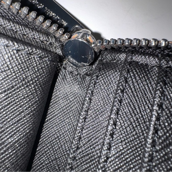 Michael Kors Black Logo Zip Around Leather Wallet - Picture 10 of 12